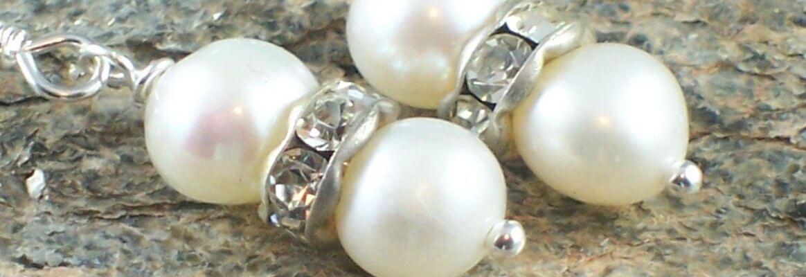 Pearl earrings MaxineFaye